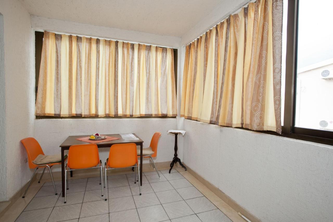 Apartments With A Parking Space Baska Voda, Makarska - 6761 Esterno foto