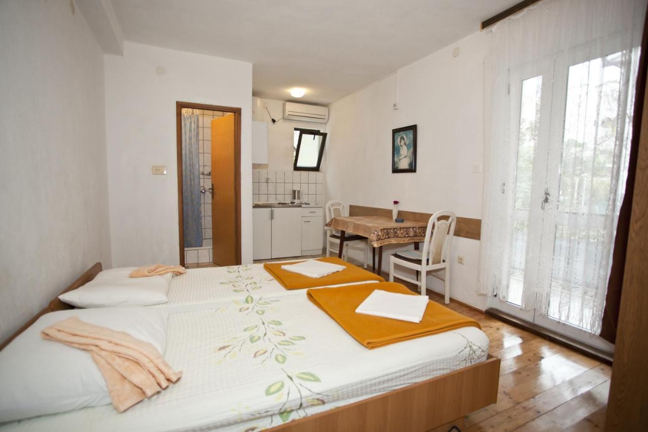 Apartments With A Parking Space Baska Voda, Makarska - 6761 Esterno foto