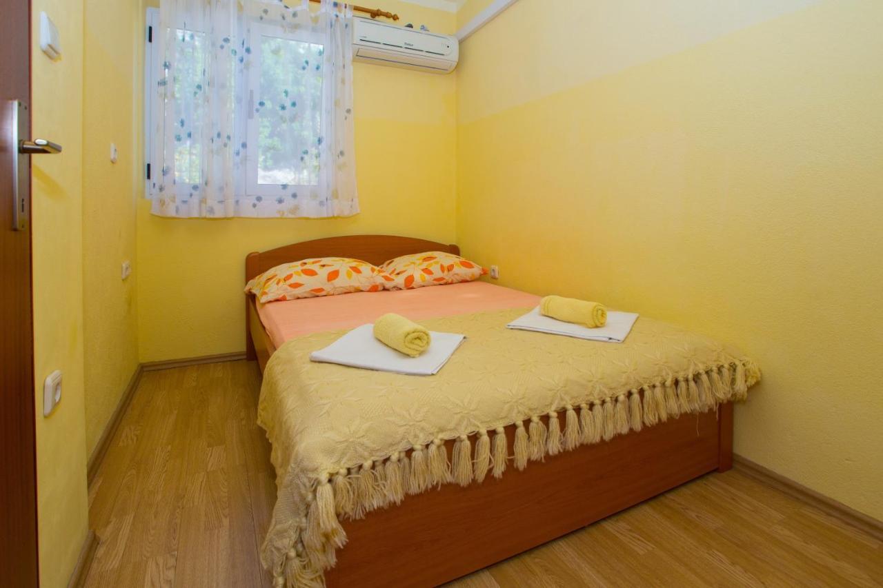 Apartments With A Parking Space Baska Voda, Makarska - 6761 Esterno foto