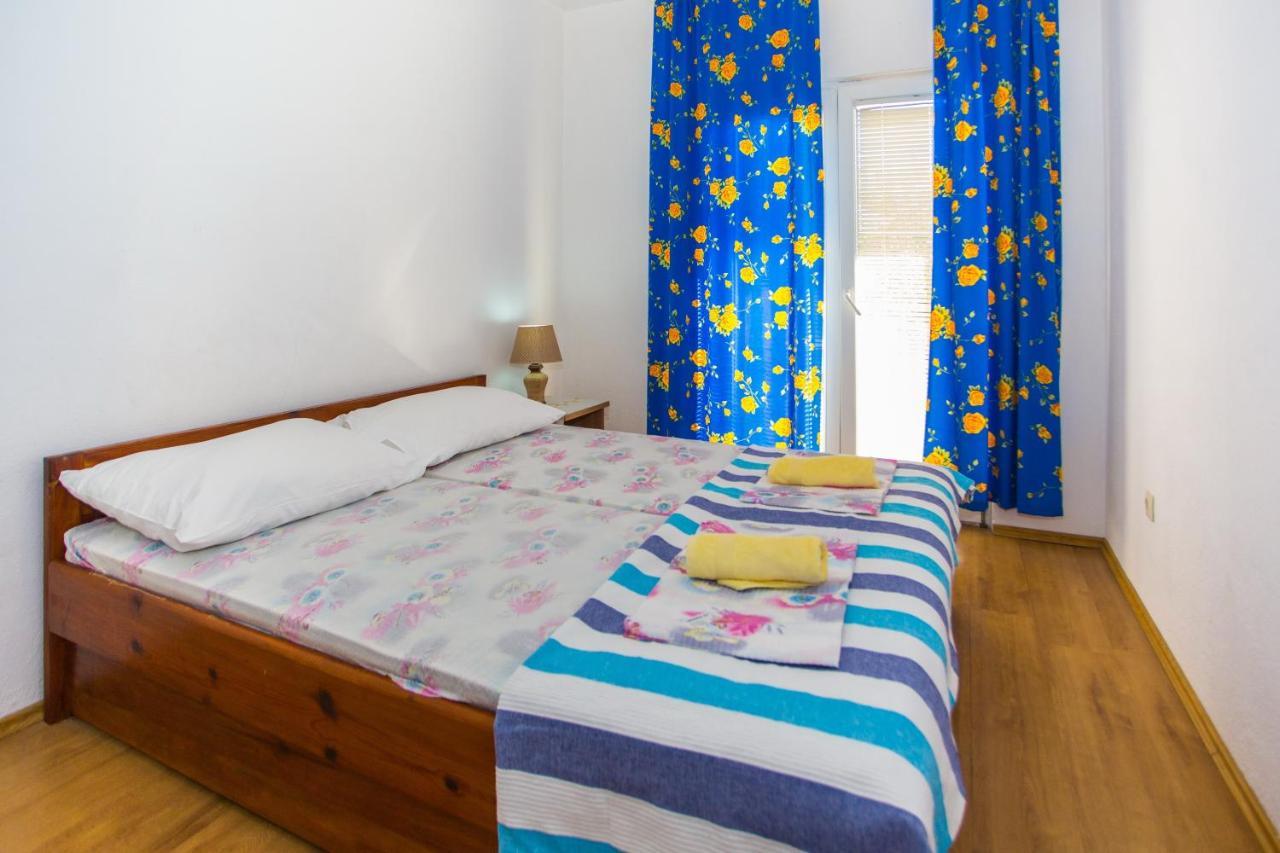 Apartments With A Parking Space Baska Voda, Makarska - 6761 Esterno foto